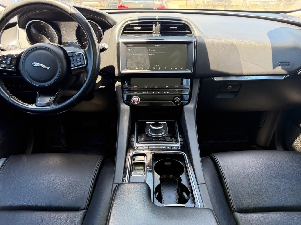 Jaguar F-Pace 25t 2020