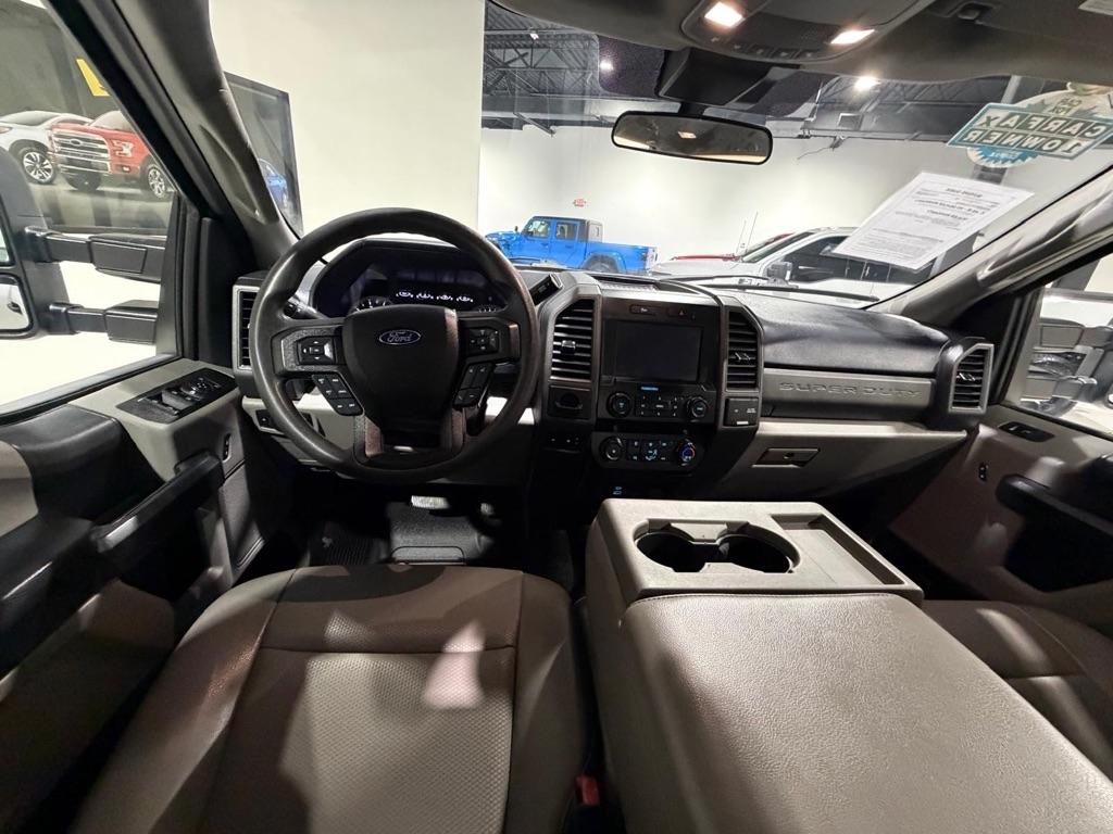 Ford F-250 SD XL Crew Cab 2WD 2021