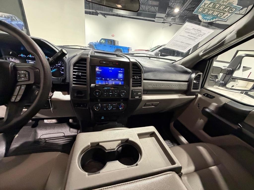 Ford F-250 SD XL Crew Cab 2WD 2021