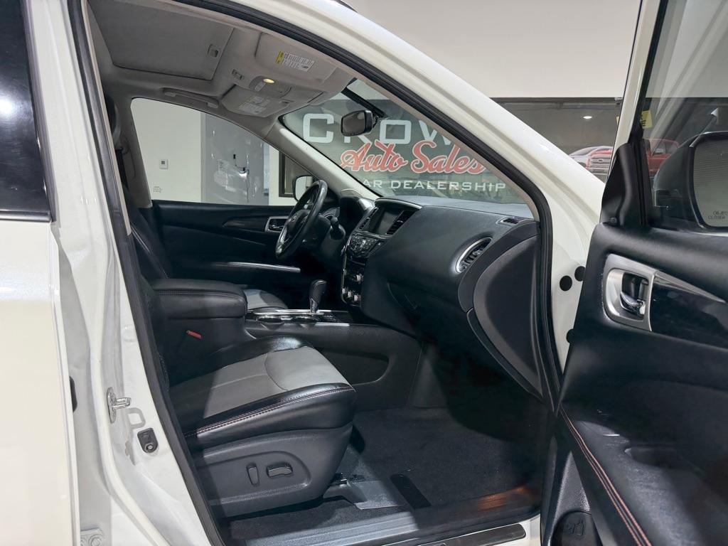 Nissan Pathfinder SL 2020