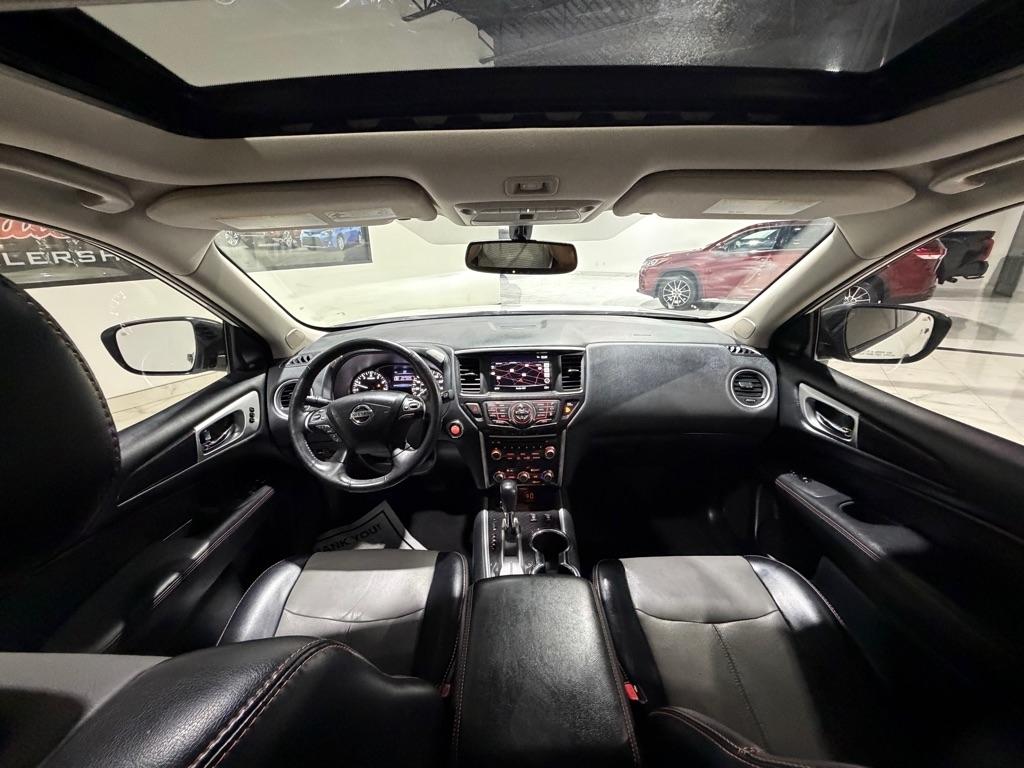 Nissan Pathfinder SL 2020