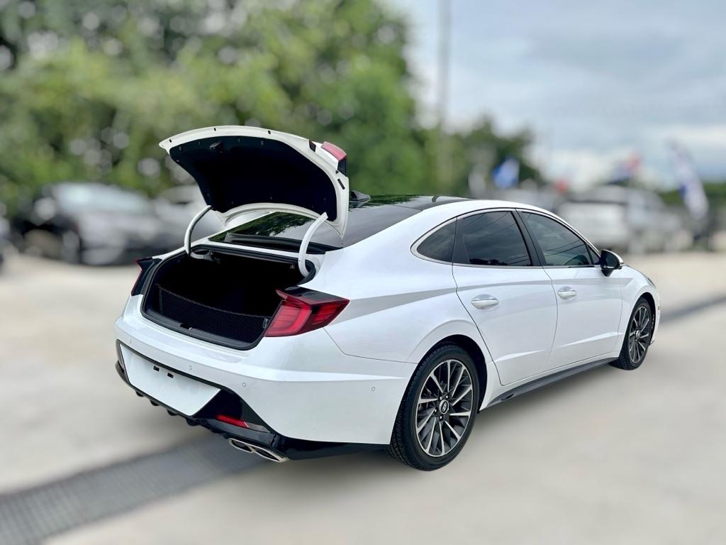 Hyundai Sonata Limited 2020