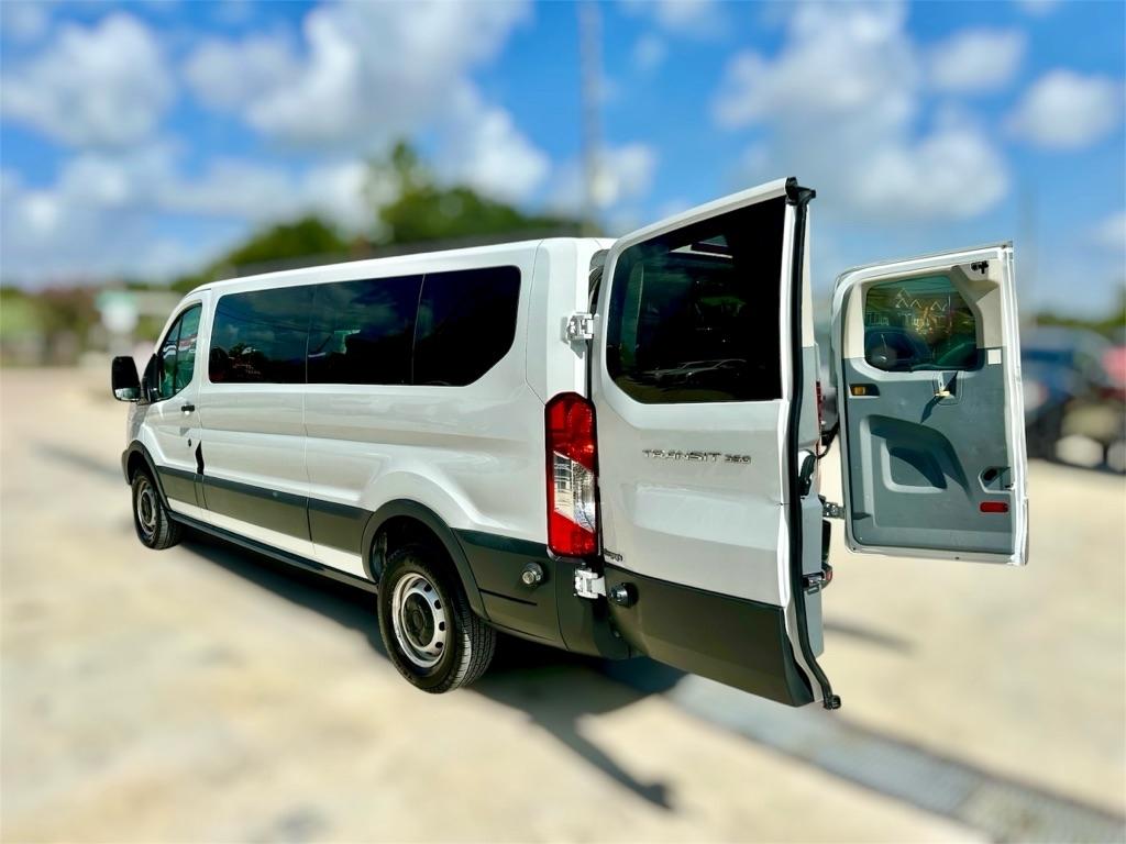 Ford Transit 350 Wagon Low Roof XL 60/40 Pass. 148-in. WB 2016