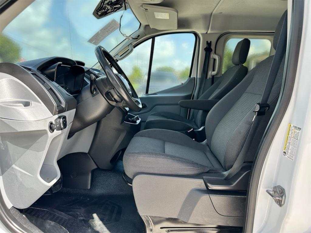 Ford Transit 350 Wagon Low Roof XL 60/40 Pass. 148-in. WB 2016