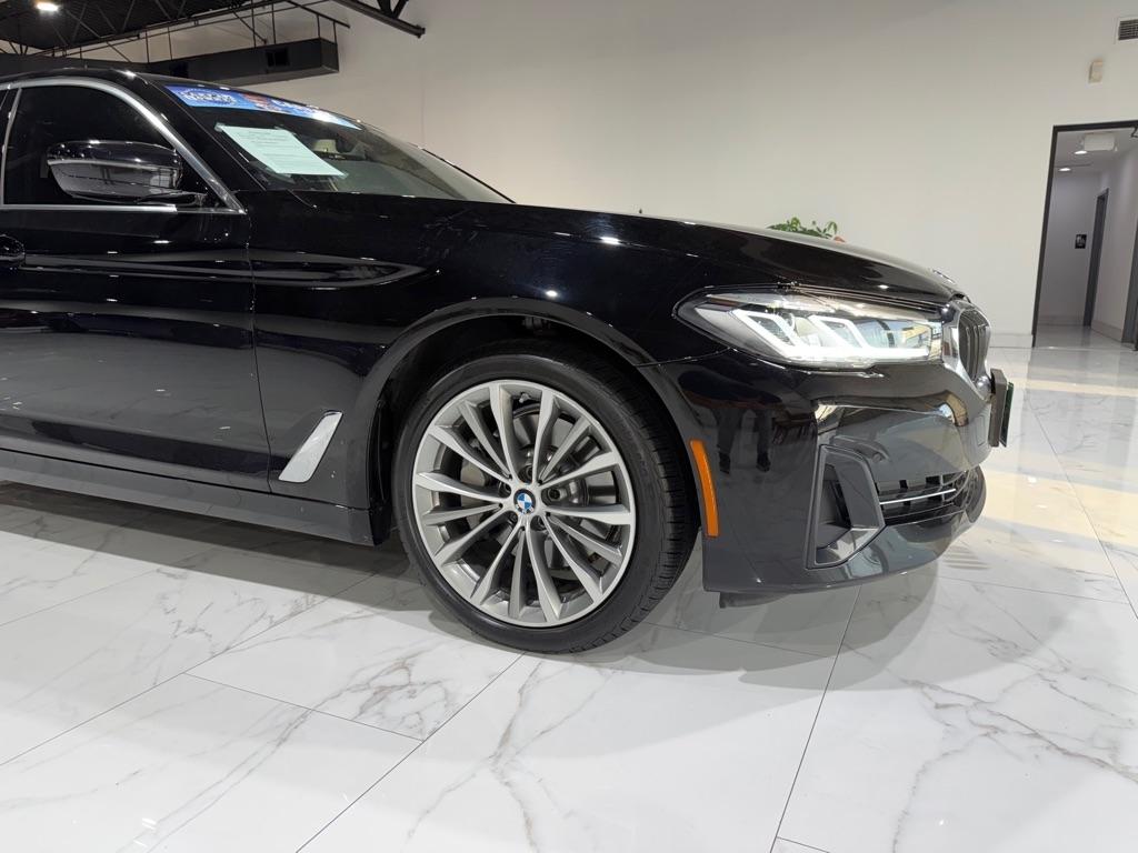 BMW 5-Series 530i 2023