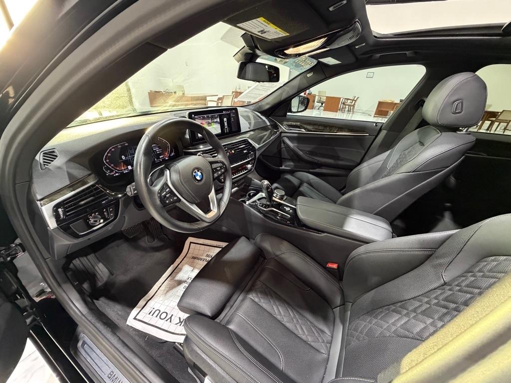 BMW 5-Series 530i 2023