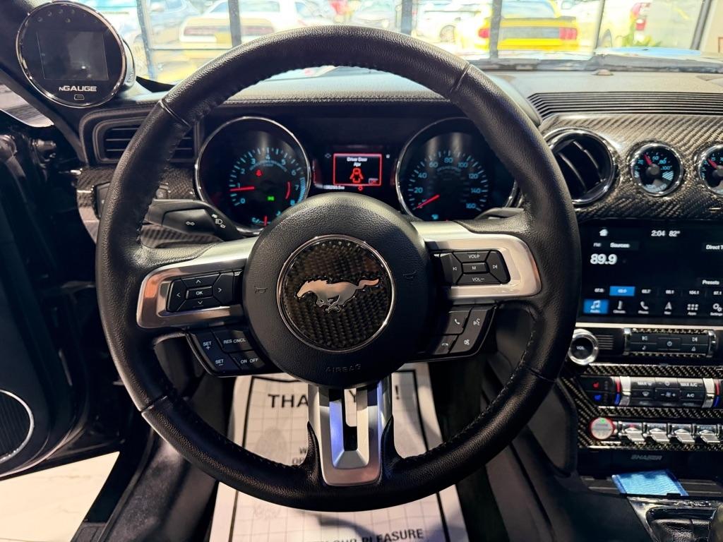 Ford Mustang GT Premium Coupe 2016