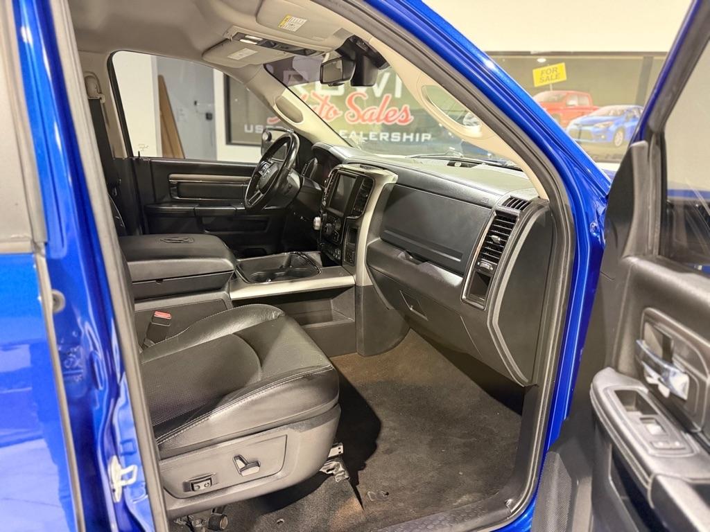 RAM 1500 Sport Crew Cab SWB 4WD 2016