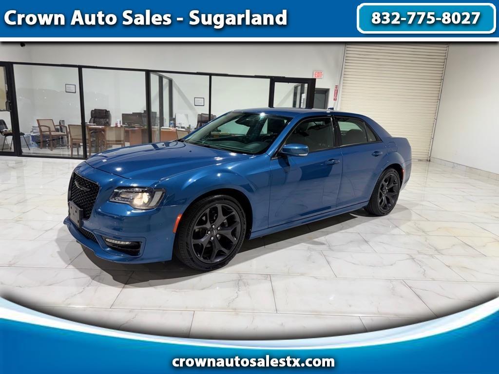2021 Chrysler 300 Touring L