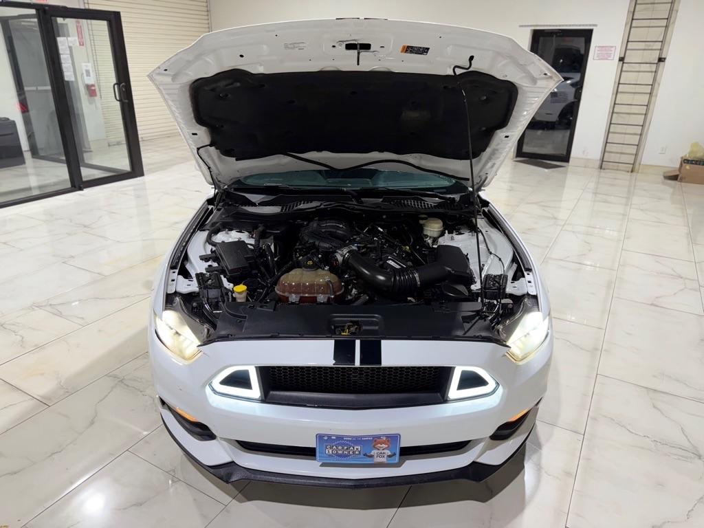 Ford Mustang V6 Coupe 2017