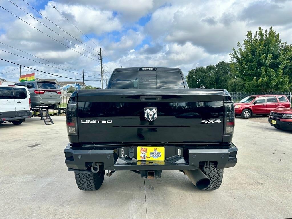 RAM 3500 Longhorn Mega Cab 4WD 2015