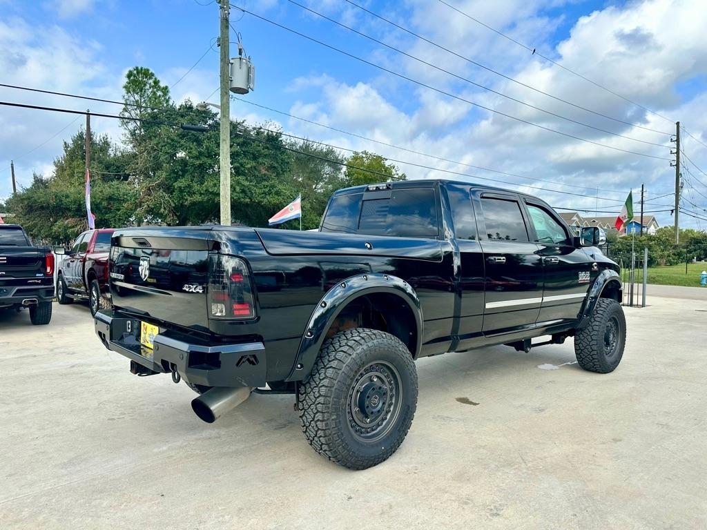 RAM 3500 Longhorn Mega Cab 4WD 2015