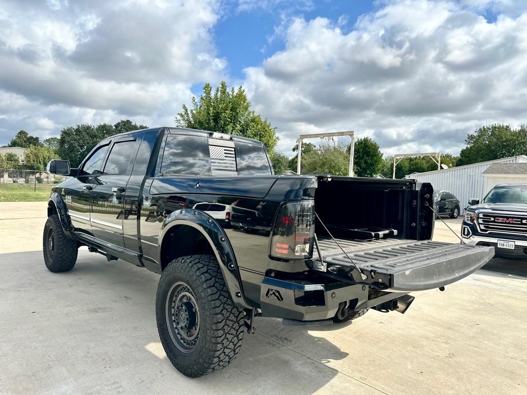 RAM 3500 Longhorn Mega Cab 4WD 2015