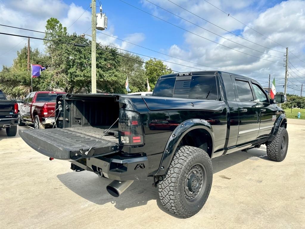 RAM 3500 Longhorn Mega Cab 4WD 2015
