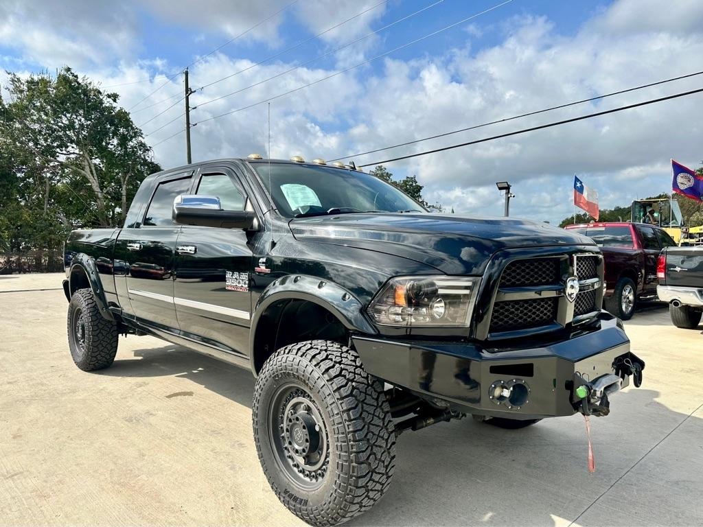 RAM 3500 Longhorn Mega Cab 4WD 2015