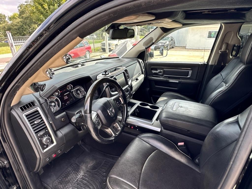 RAM 3500 Longhorn Mega Cab 4WD 2015