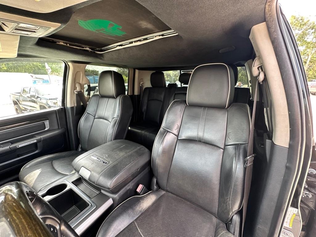 RAM 3500 Longhorn Mega Cab 4WD 2015