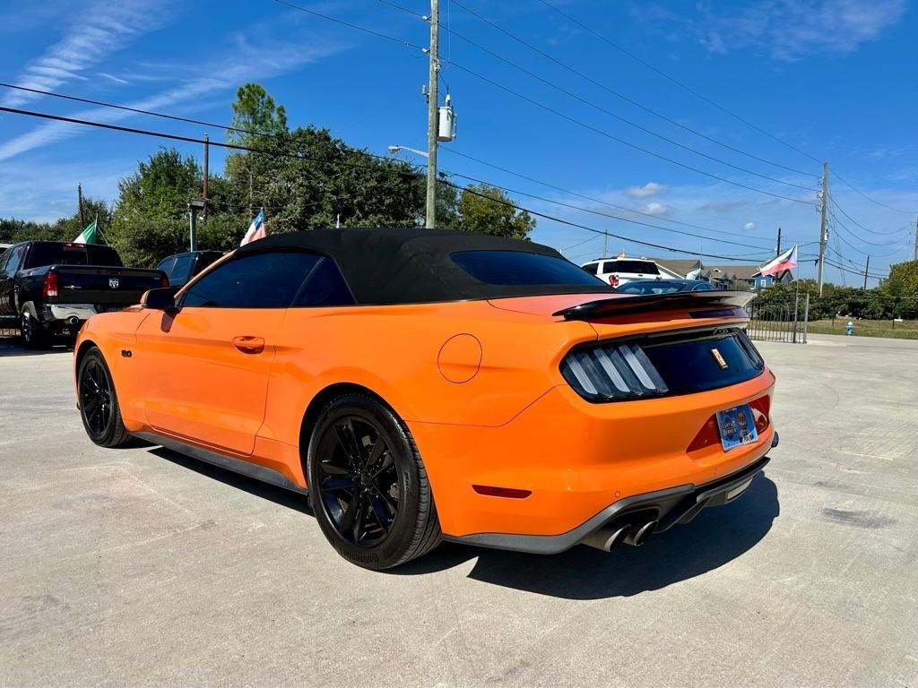 Ford Mustang GT convertible 2020