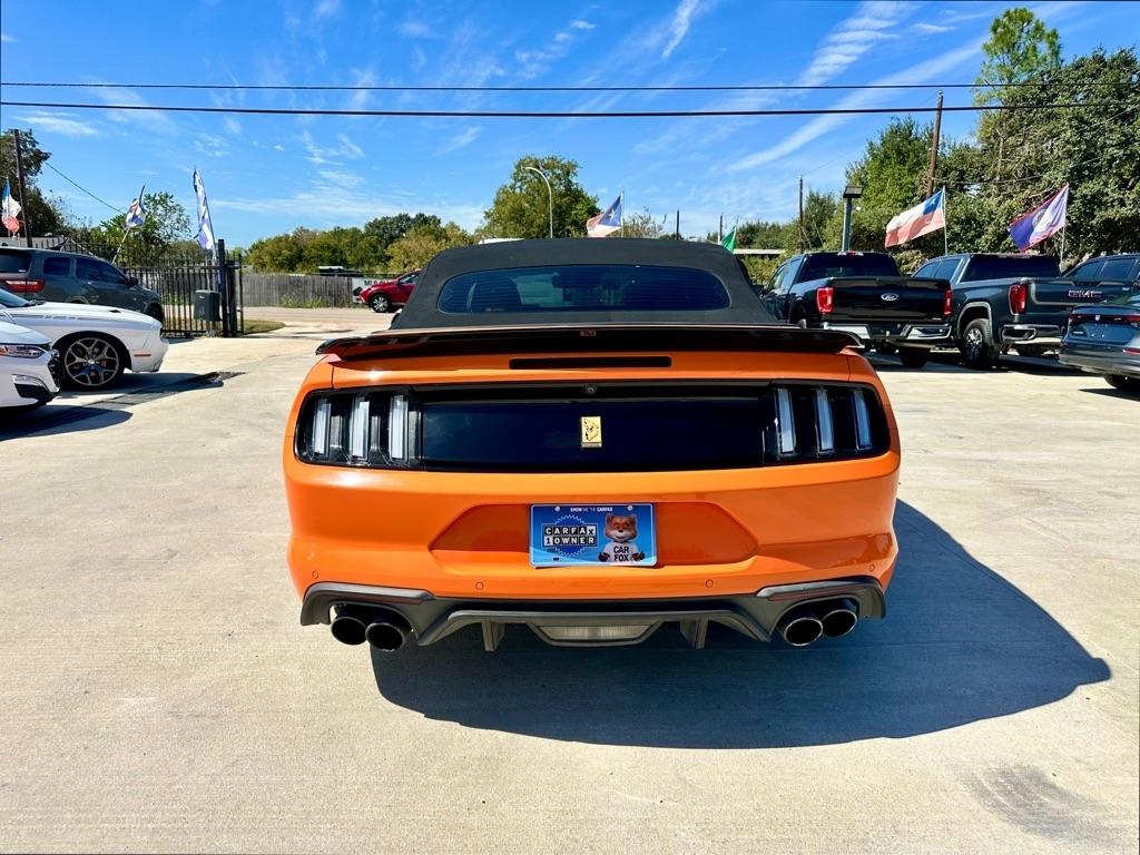 Ford Mustang GT convertible 2020