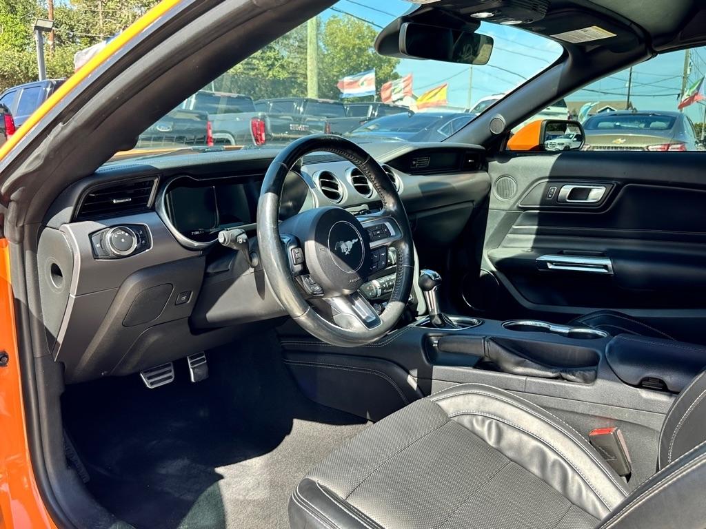 Ford Mustang GT convertible 2020