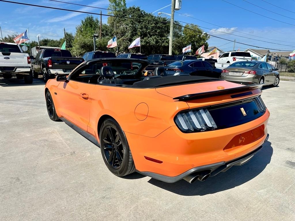 Ford Mustang GT convertible 2020