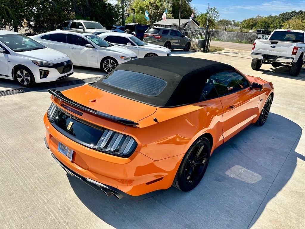 Ford Mustang GT convertible 2020