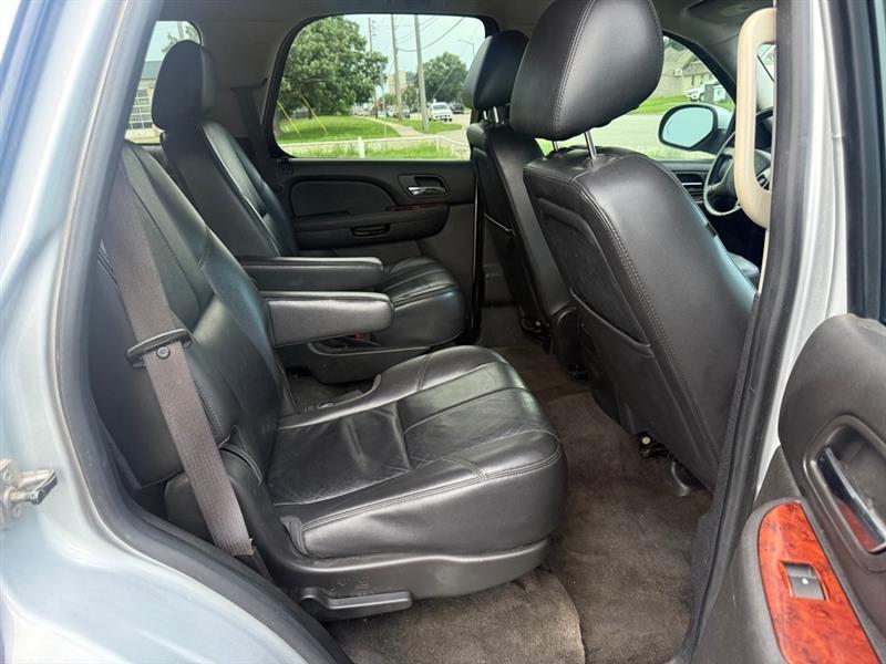 2013 Chevrolet Tahoe LT - Photo 15