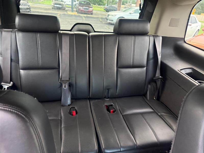 2013 Chevrolet Tahoe LT - Photo 19
