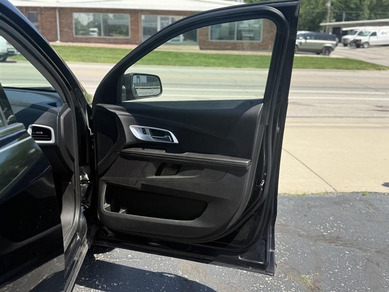 2015 Chevrolet Equinox LS - Photo 14
