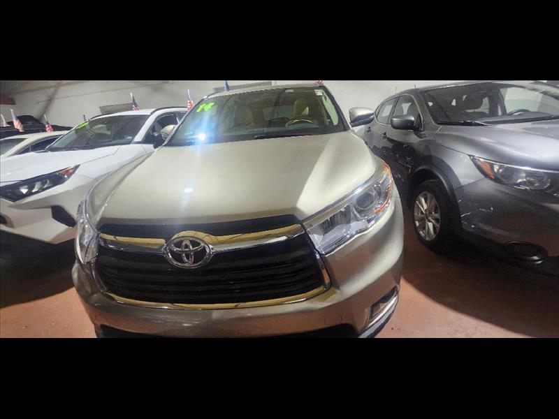 2014 Toyota Highlander Limited FWD V6