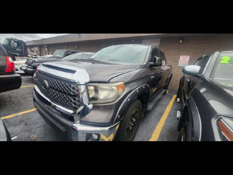 2018 Toyota Tundra SR5 5.7L V8 CrewMax 2WD