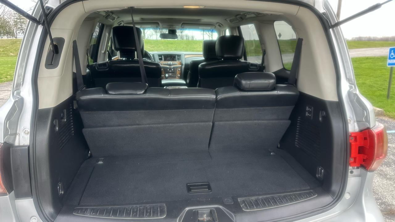 Infiniti QX56 4WD 2012