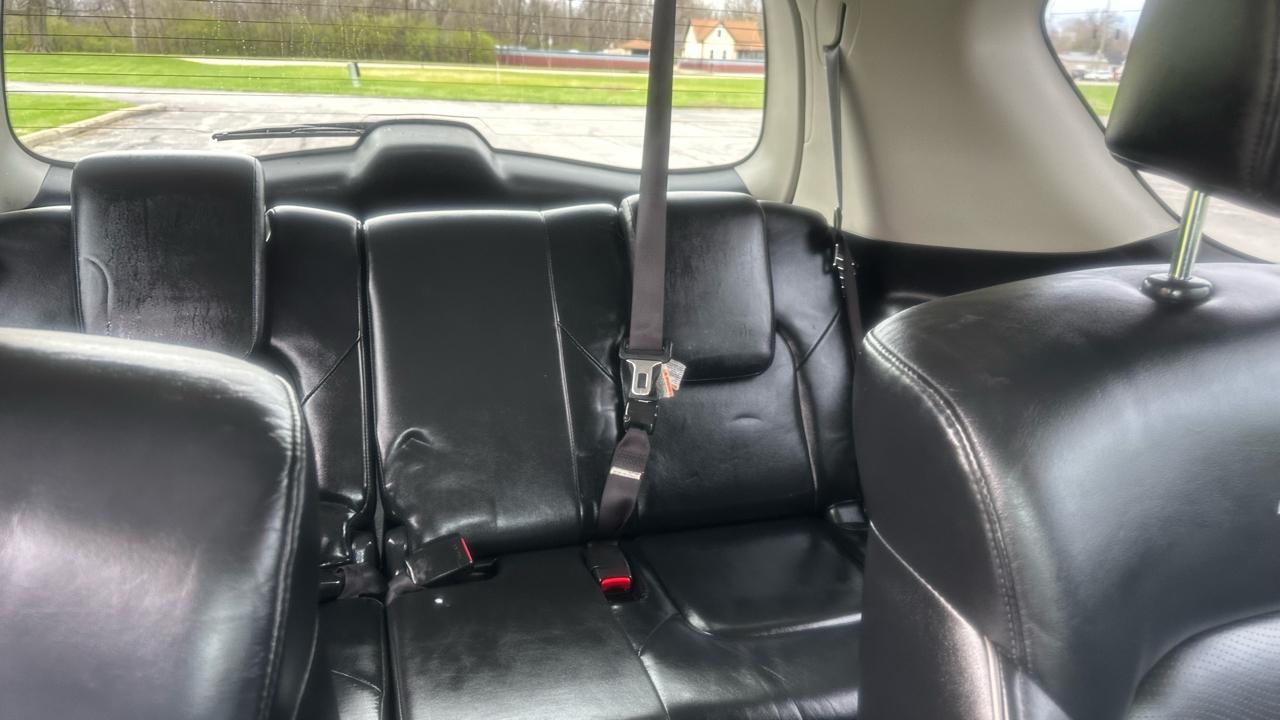 Infiniti QX56 4WD 2012