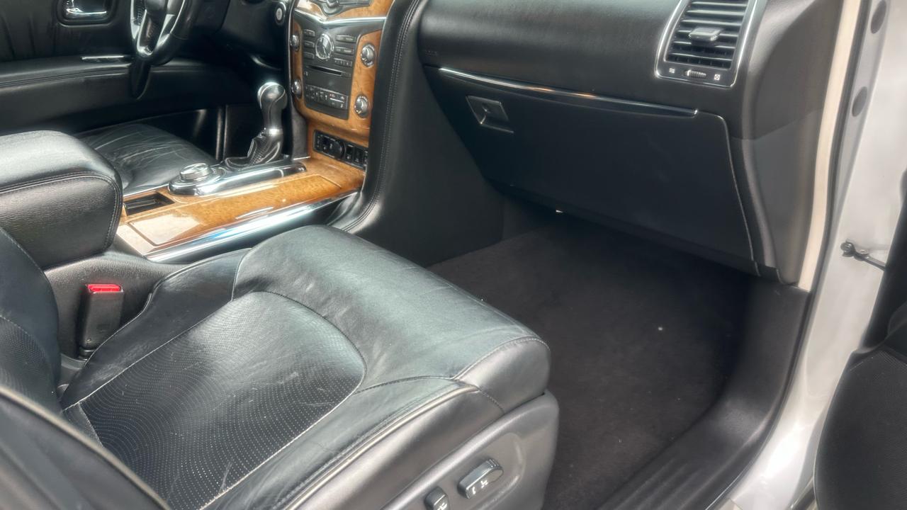Infiniti QX56 4WD 2012