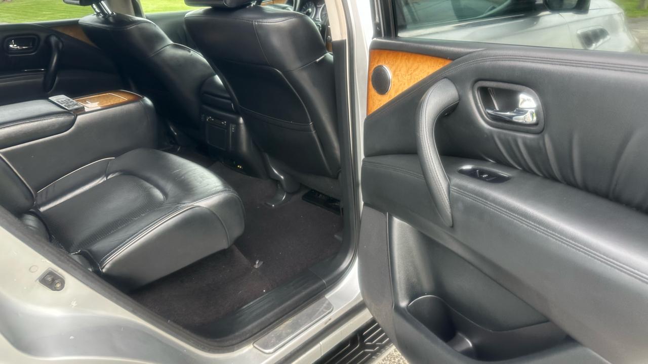 Infiniti QX56 4WD 2012