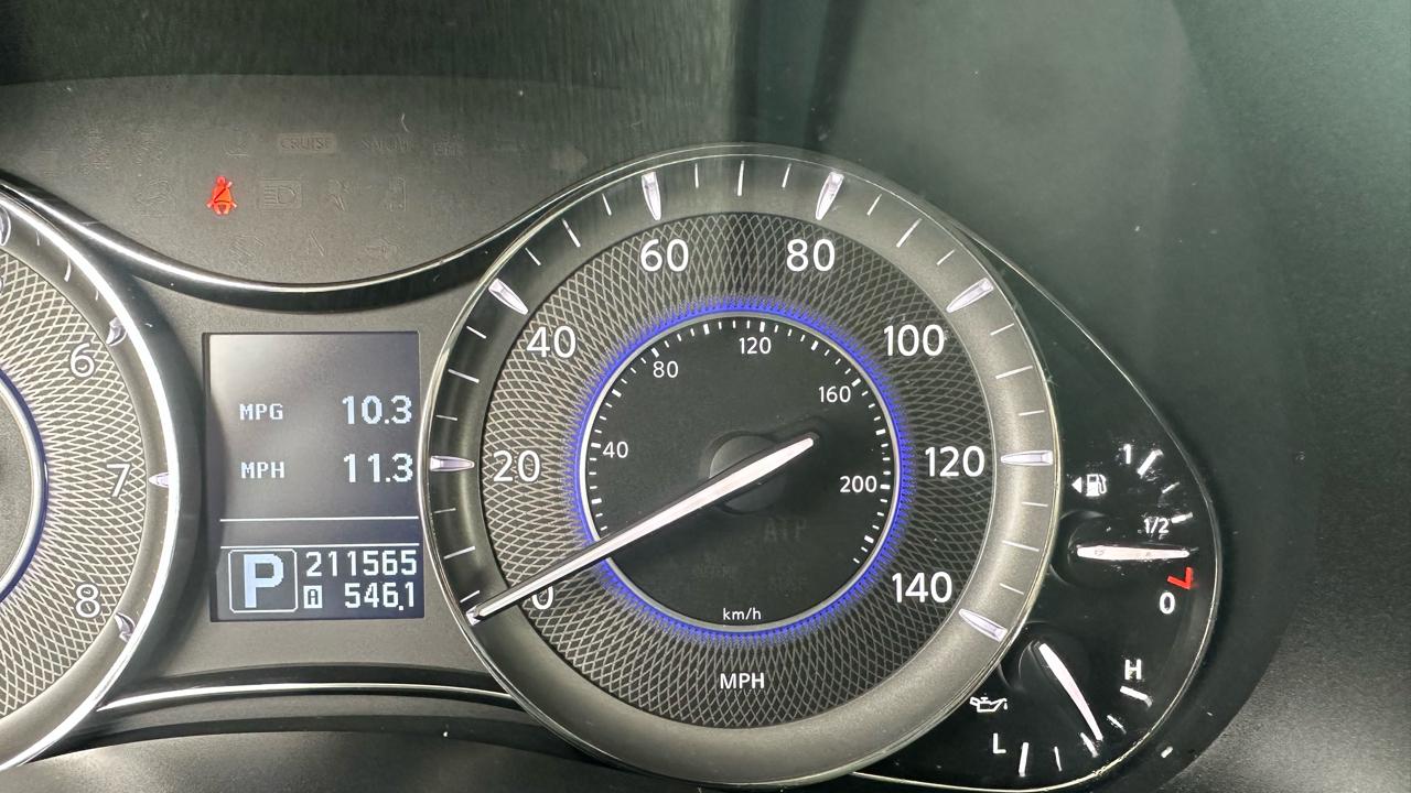 Infiniti QX56 4WD 2012