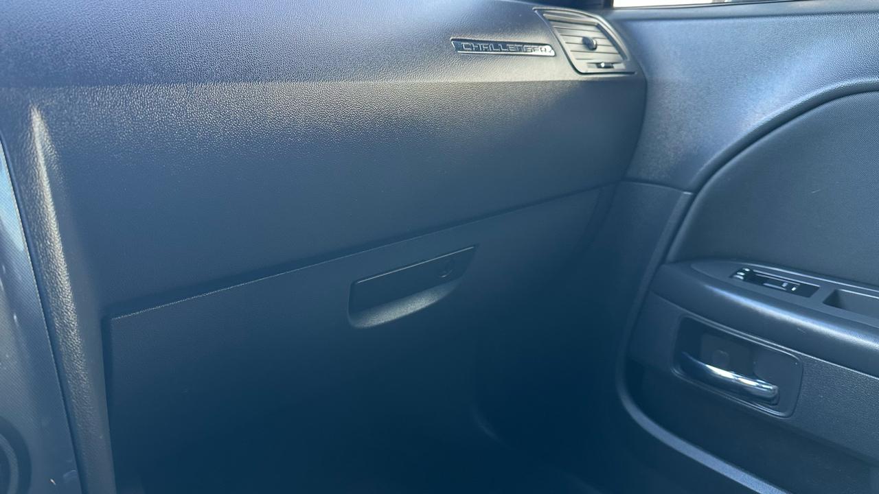 Dodge Challenger SXT 2012