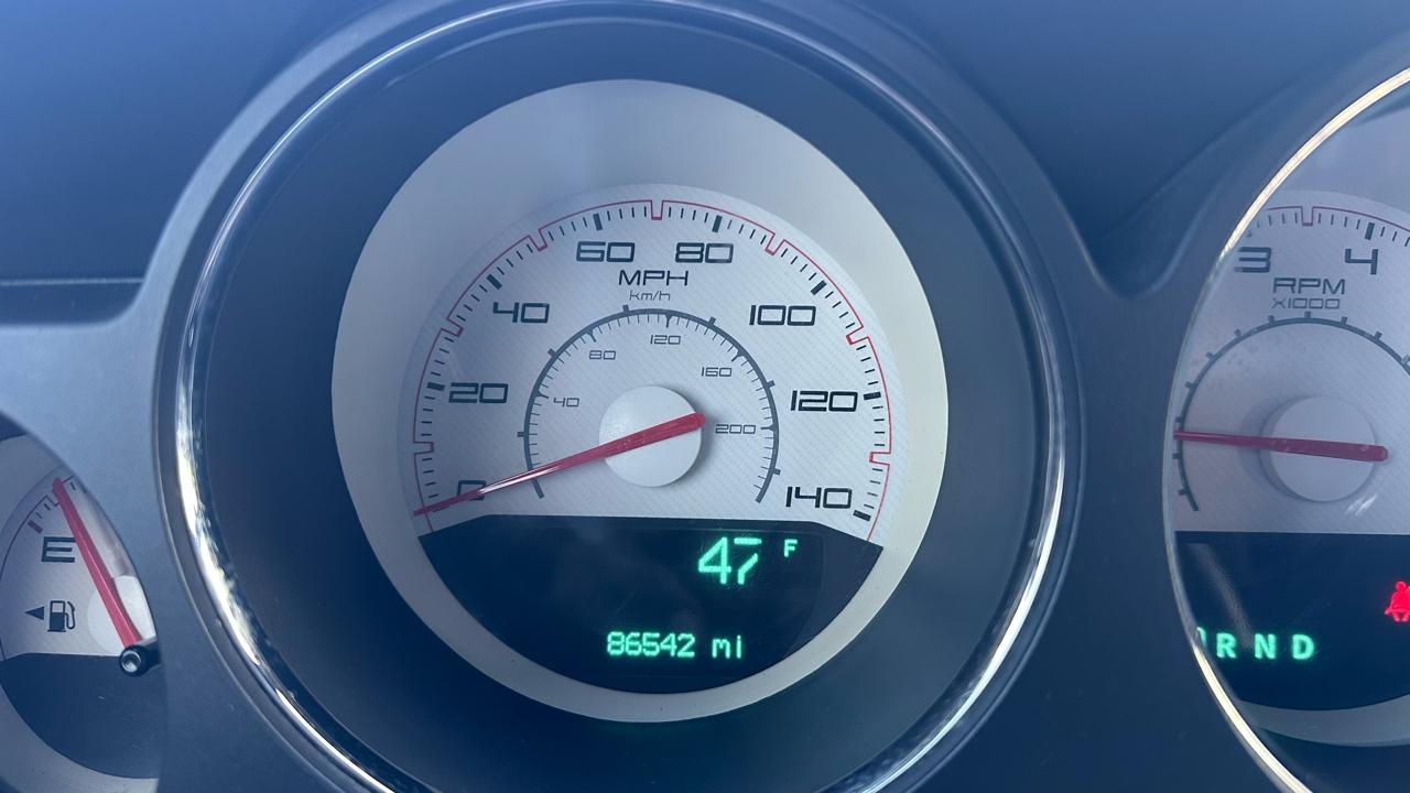 Dodge Challenger SXT 2012