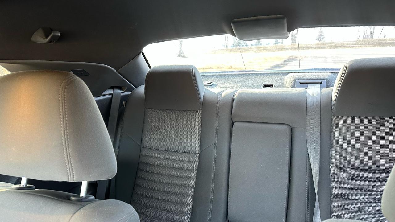 Dodge Challenger SXT 2012