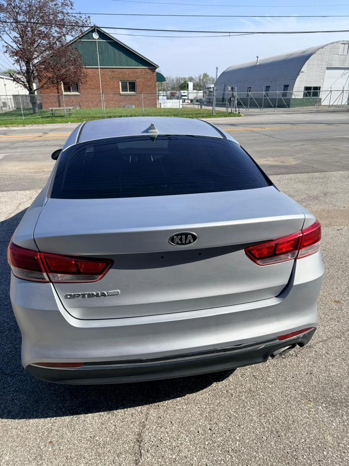 Kia Optima LX 2017