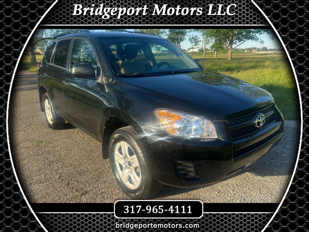 Toyota RAV4 Base I4 4WD 2011