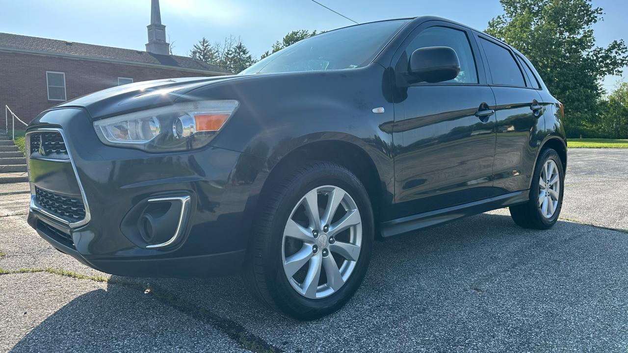 Mitsubishi Outlander Sport ES 2WD 2015