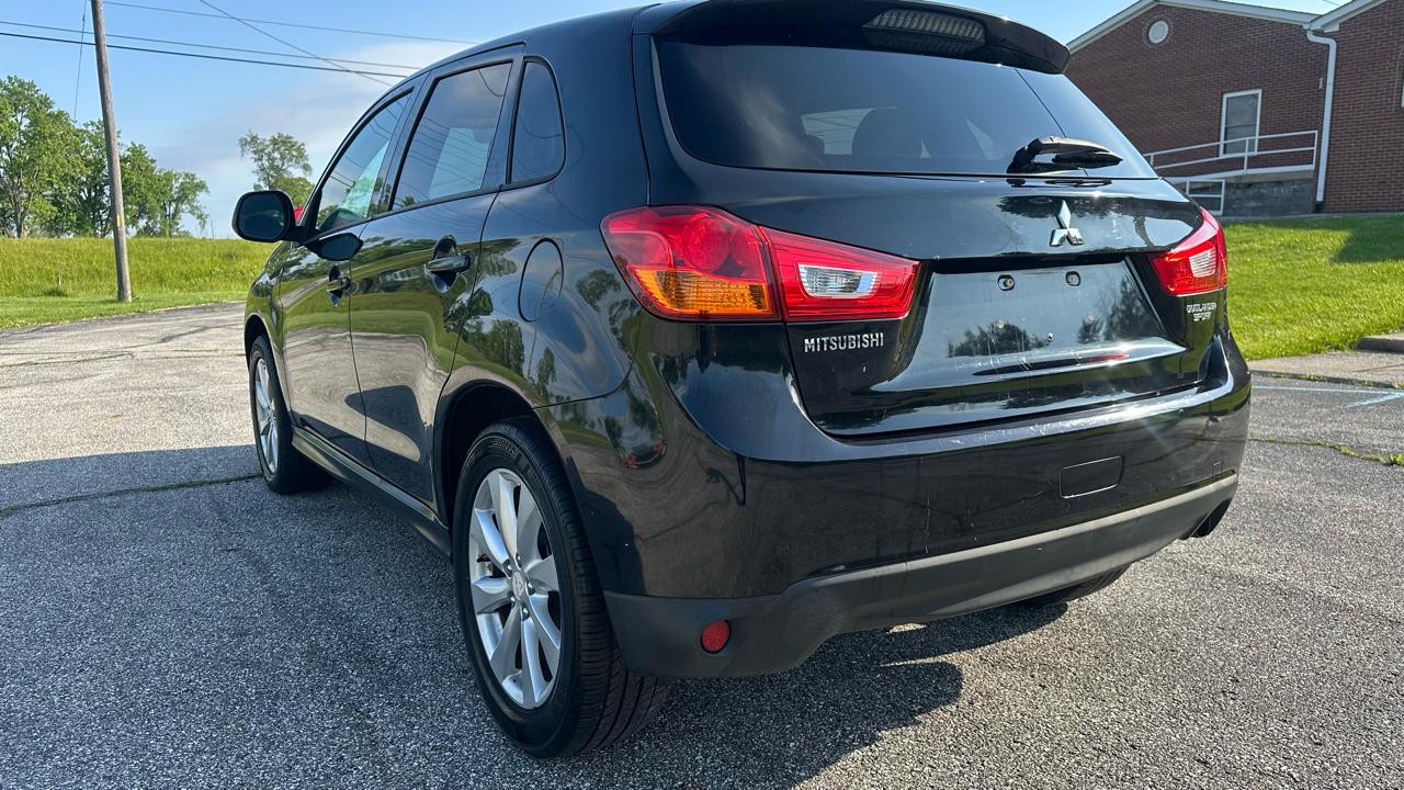 Mitsubishi Outlander Sport ES 2WD 2015