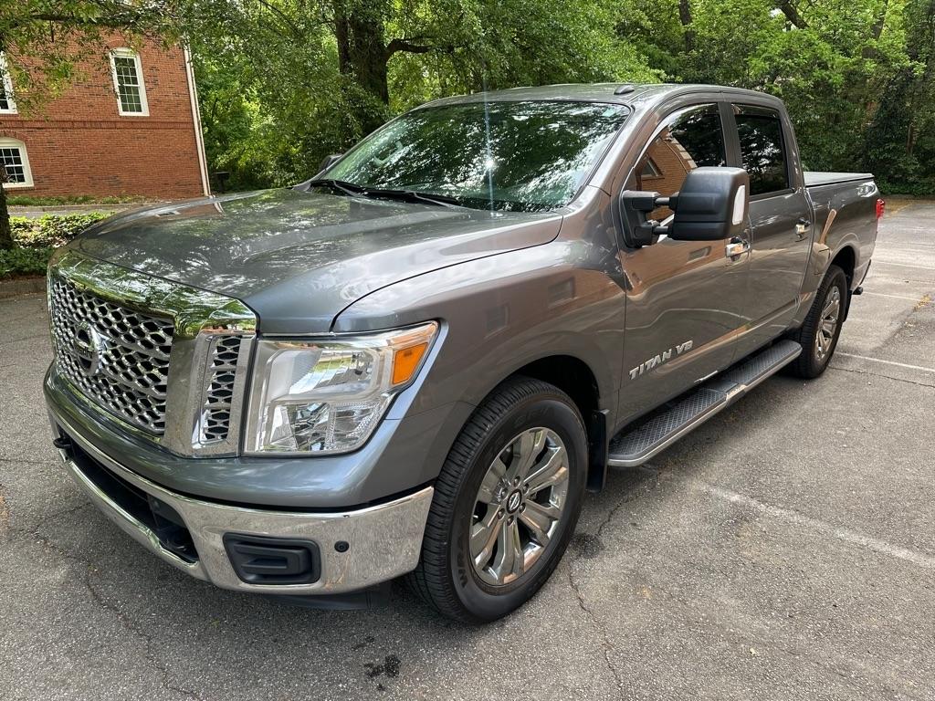 2019 Nissan Titan SV Crew Cab 4WD