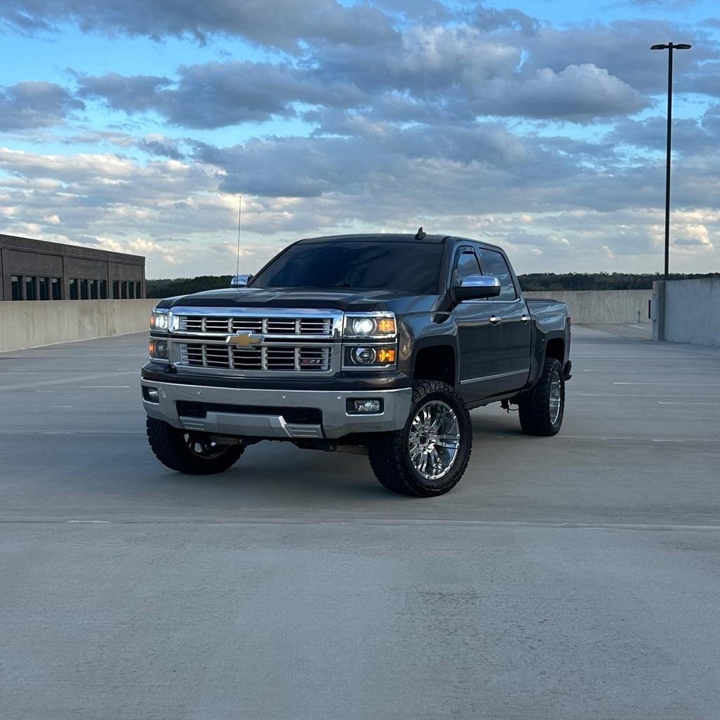 2015 Chevrolet Silverado 1500 LTZ Crew Cab 4WD