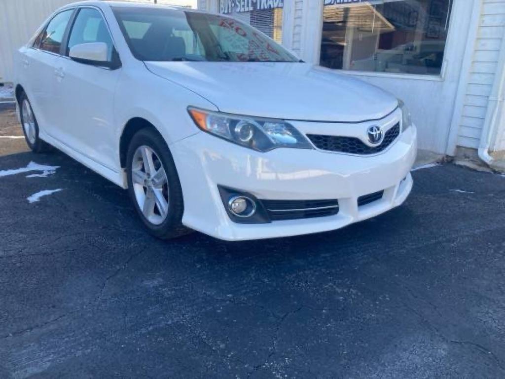 Toyota Camry SE 2013