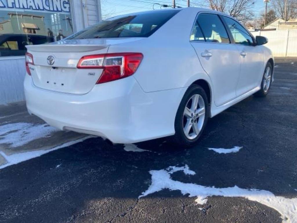 Toyota Camry SE 2013