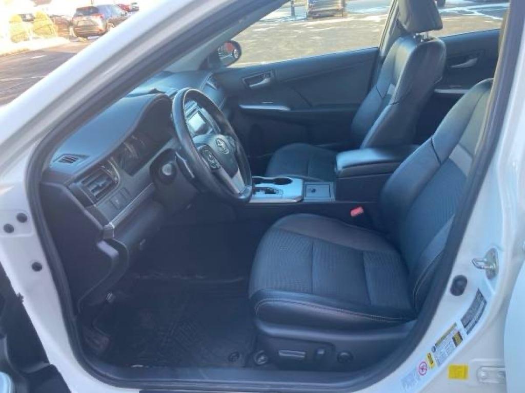 Toyota Camry SE 2013