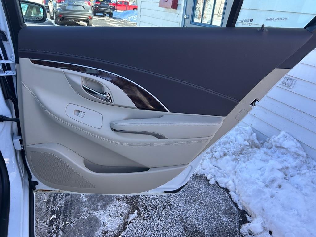 Buick LaCrosse Leather Package AWD 2014