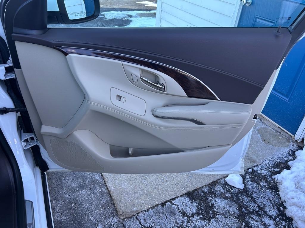 Buick LaCrosse Leather Package AWD 2014
